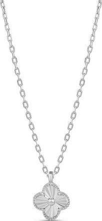 SHYMI Fluted Clover Pendant Necklace in Silver at Nordstrom