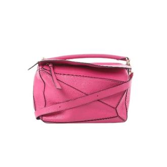 Loewe Pre-owned Handbags, female, Pink, Size: ONE SIZE Pre-owned Puzzle Medium