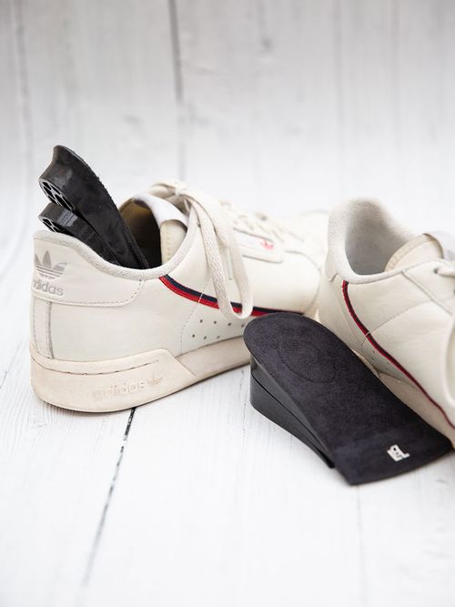 Unsichtbare Absätze von Get Long Legs lassen einen bis zu 4 cm größer wirken.