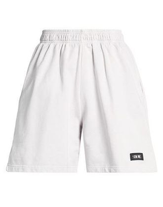 Shoe BOTTOMWEAR - Shorts & Bermuda Shorts sur YOOX.COM