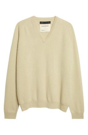 Frenckenberger Cashmere V-Neck Sweater in Faded Beige at Nordstrom, Size X-Large