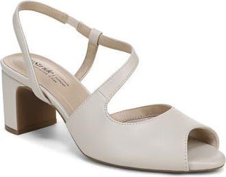 Life Stride Theo Slingback Sandal in Bone at Nordstrom, Size 8.5