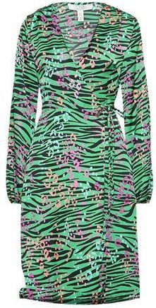 Liquorish DRESSES - Midi dresses sur YOOX.COM