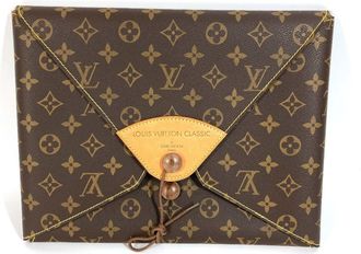 Louis Vuitton Monogram Brown Monogram Clutch Bag (Pre-Owned)