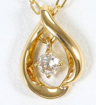 C&A Unbranded (18K) Necklace (Pre-Owned)