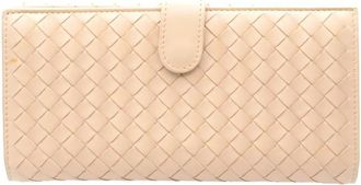 Bottega Veneta Intrecciato-design hook-fastening wallet - women - Lambskin - One Size - Neutrals