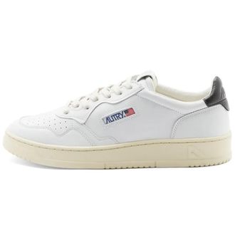 Autry Vintage Lage Leren Sneaker Wit & Zwart - Heren - Sneakers - Wit - 43 EU - Katoen - Schoenen