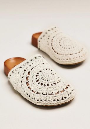 The Sak Bolinas Clogs