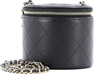 Chanel CC Round Vanity Case with Chain Quilted Lambskin Mini clutch bag - Zwart