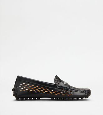 Tod's Gommino Loafers in Leather