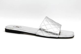 Ex&eacute; Womens Maggiore Flat Sandal In Silver