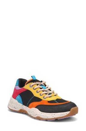 Taos Advance Sneaker in Bold Multi at Nordstrom Rack, Size 6