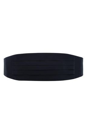 Trafalgar Store Sutton Solid Silk Cummerbund in Black at Nordstrom