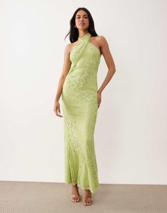 Asos Vestito lungo allacciato al collo in pizzo verde con dettagli ricamati
