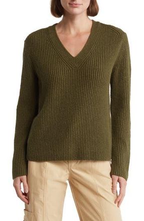Vince Shaker Rib V-Neck Sweater in Bay Leaf at Nordstrom Rack, Size Large