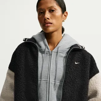 Nike Womens Nike Sportswear Oversized High-Pile Fleece Jacket in Black | IM8450-010