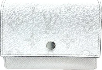 Louis Vuitton Taigarama Gray White Coated Canvas Leather Wallet (Tri-Fold) (Pre-Owned)