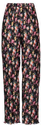 Msgm PARTES DE ABAJO - Pantalones en YOOX.COM