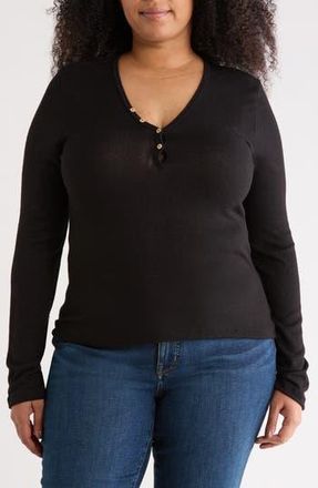 Renee C Rib Knit V-Neck Top in Black at Nordstrom Rack, Size 2X