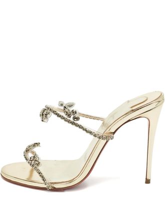 Christian Louboutin Lakleren sandalen verfraaid met kristallen - Goud
