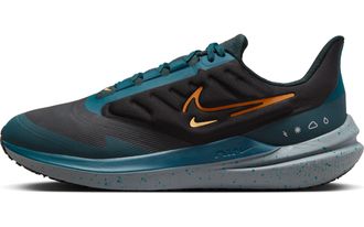 Nike Mens Air Winflo Shield Low, Black Orange Black Safety Orange Geode Teal, 11 UK