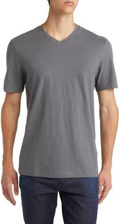 BOSS Tilson Solid V-Neck T-Shirt in Nvy at Nordstrom Rack, Size Xxx-Large
