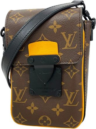 Louis Vuitton Brown Shoulder Bag (Pre-Owned)