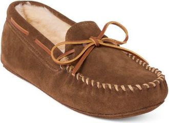 Minnetonka Sheepskin Softsole Slipper in Autumn Brown at Nordstrom, Size 10