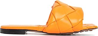 Bottega Veneta Lido Flat Sandal - Dames - Sandalen - Oranje - 37 1/2 EU - Leer - Schoenen