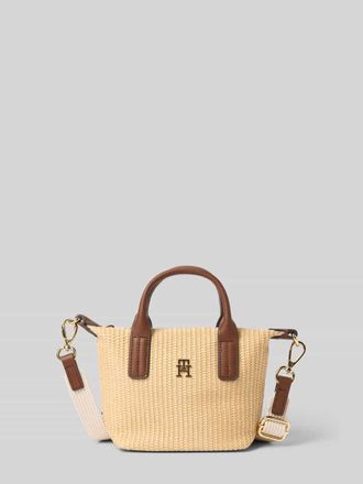 Tommy Hilfiger Henkeltasche mit Flechtoptik in Sand, Gr&ouml;&szlig;e 1