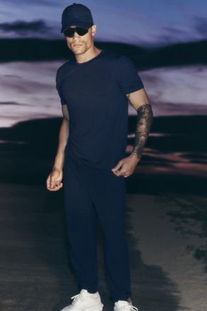 Alo | Conquer Max Performance Jogger Pants in Navy Blue, Size: Medium