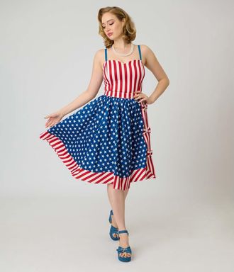 Unique Vintage 1960s Rye Swing Skirt in Blue W/Star Print at Nordstrom, Size X-Large