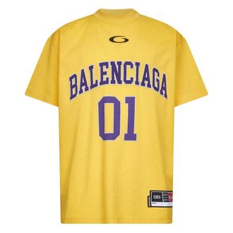 Balenciaga Tops, Heren, Geel, M, Katoen, Oversized Basketball Motif T-shirts en Polos