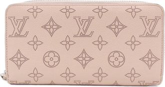 Louis Vuitton Magnolia Mahina Leather Long Wallet (Bi-Fold) (Pre-Owned)