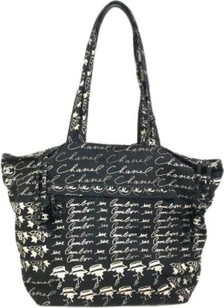 Chanel Pre-owned Bucket Bags, female, Black, Size: ONE SIZE Pre-owned Canvas chanel-bags