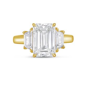 Diana M. Jewels 18kt yellow gold lab grown 5ct emerald diamond ring with trapezoids on the sides