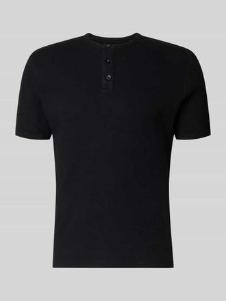Review T-Shirt mit kurzer Knopfleiste in Black, Gr&ouml;&szlig;e XXL