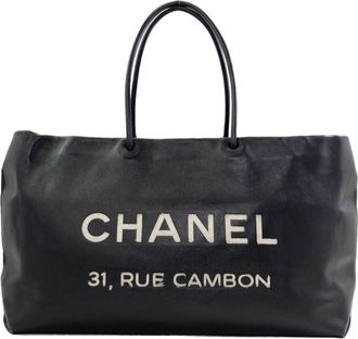 Chanel Black Leather Tote Bag (Pre-Owned)