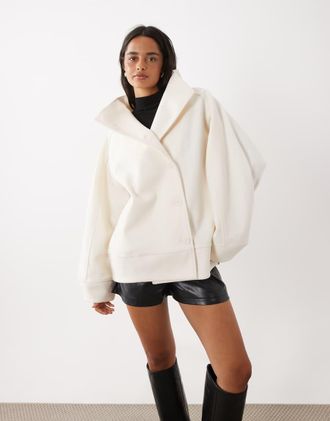 Gina Tricot Gina Tricot cappotto con collo a imbuto color crema-Bianco