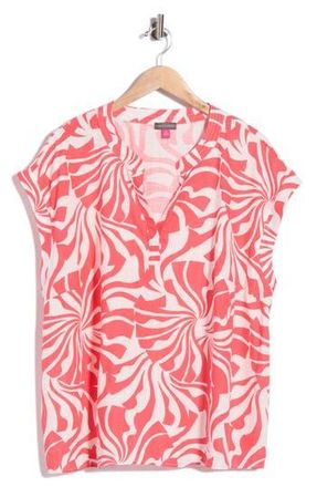 Vince Camuto Split Neck Cap Sleeve Top in Calypso Coral at Nordstrom Rack, Size 1X