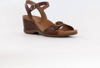 Dansko Womens Arielle Sandal In Tan Glazed Kid Leather
