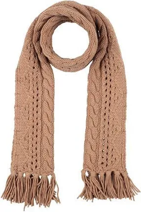 Woolrich ACCESSORI - Sciarpe su YOOX.COM