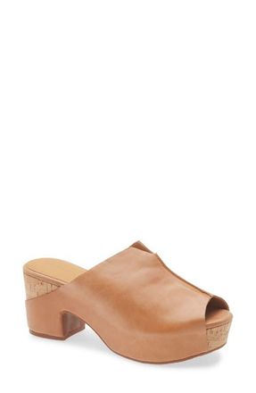 Chocolat Blu Gamma Peep Toe Platform Slide Sandal in Camel Leather at Nordstrom, Size 7.5
