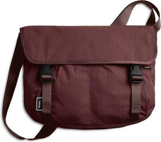 Bellroy Cinch Messenger Bag in Burgundy at Nordstrom
