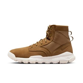 Nike Mens SFB 6 Leather Boots in Brown | 862507-202