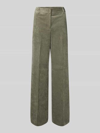 Christian Berg Wide Fit Cordhose mit Ges&auml;&szlig;tasche in Khaki, Gr&ouml;&szlig;e 38