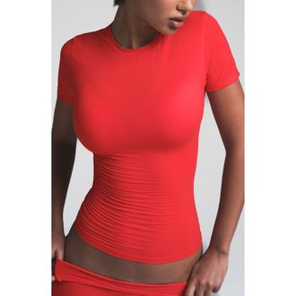 SKIMS Fits Everybody Short Sleeve T-Shirt in Cherry at Nordstrom, Size Xx-Small