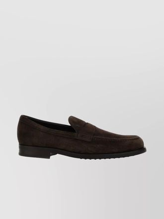 Tod's loafers with round toe and stitched detailing