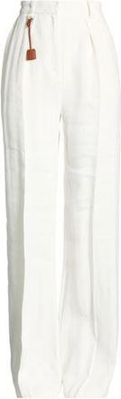 Elisabetta Franchi HOSEN & R&Ouml;CKE - Hosen auf YOOX.COM