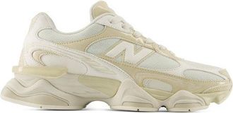 New Balance Unisex 9060R en Beige/Blanco, Cuero, Talla 37.5